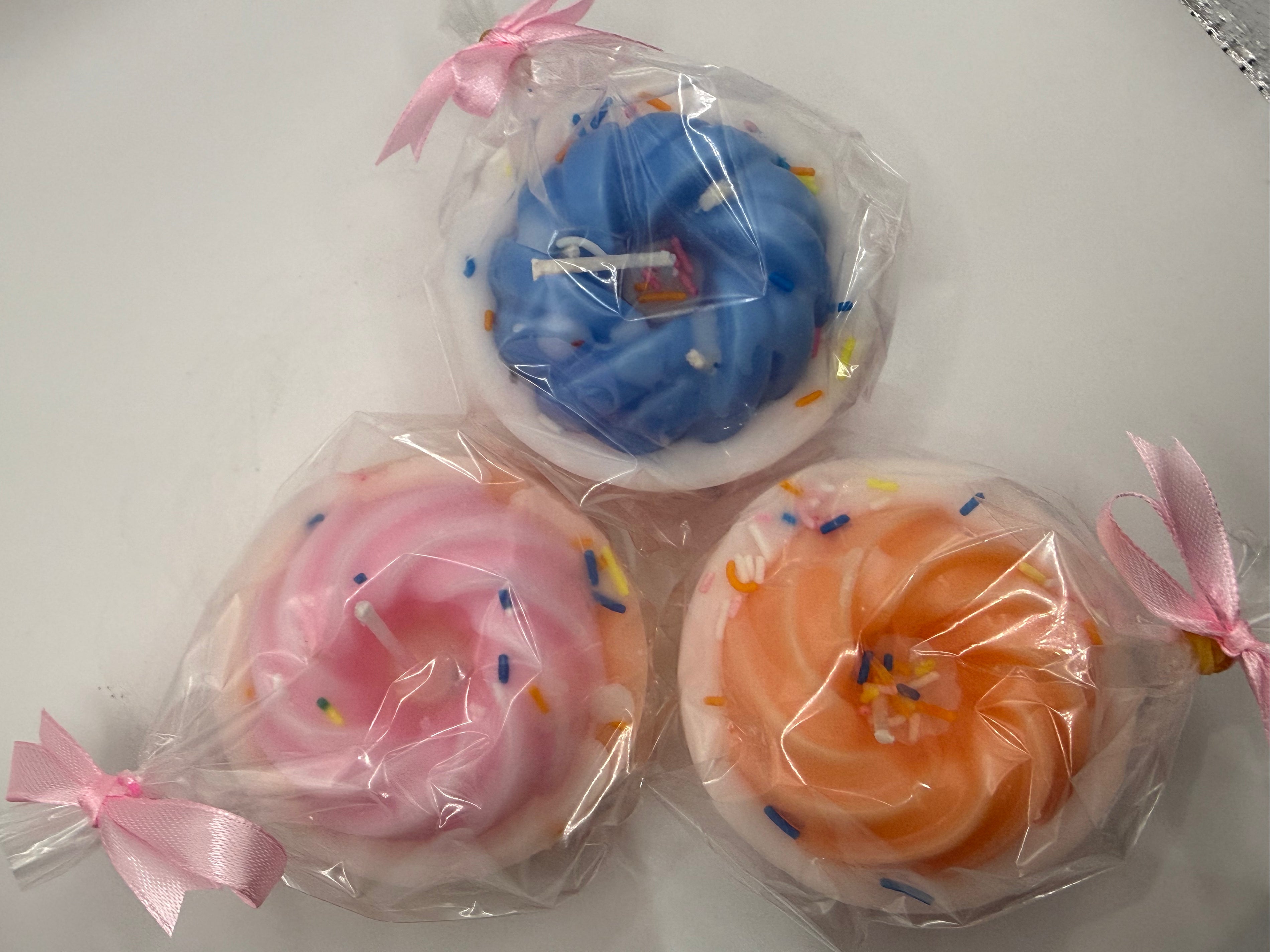 Cupcake type candles