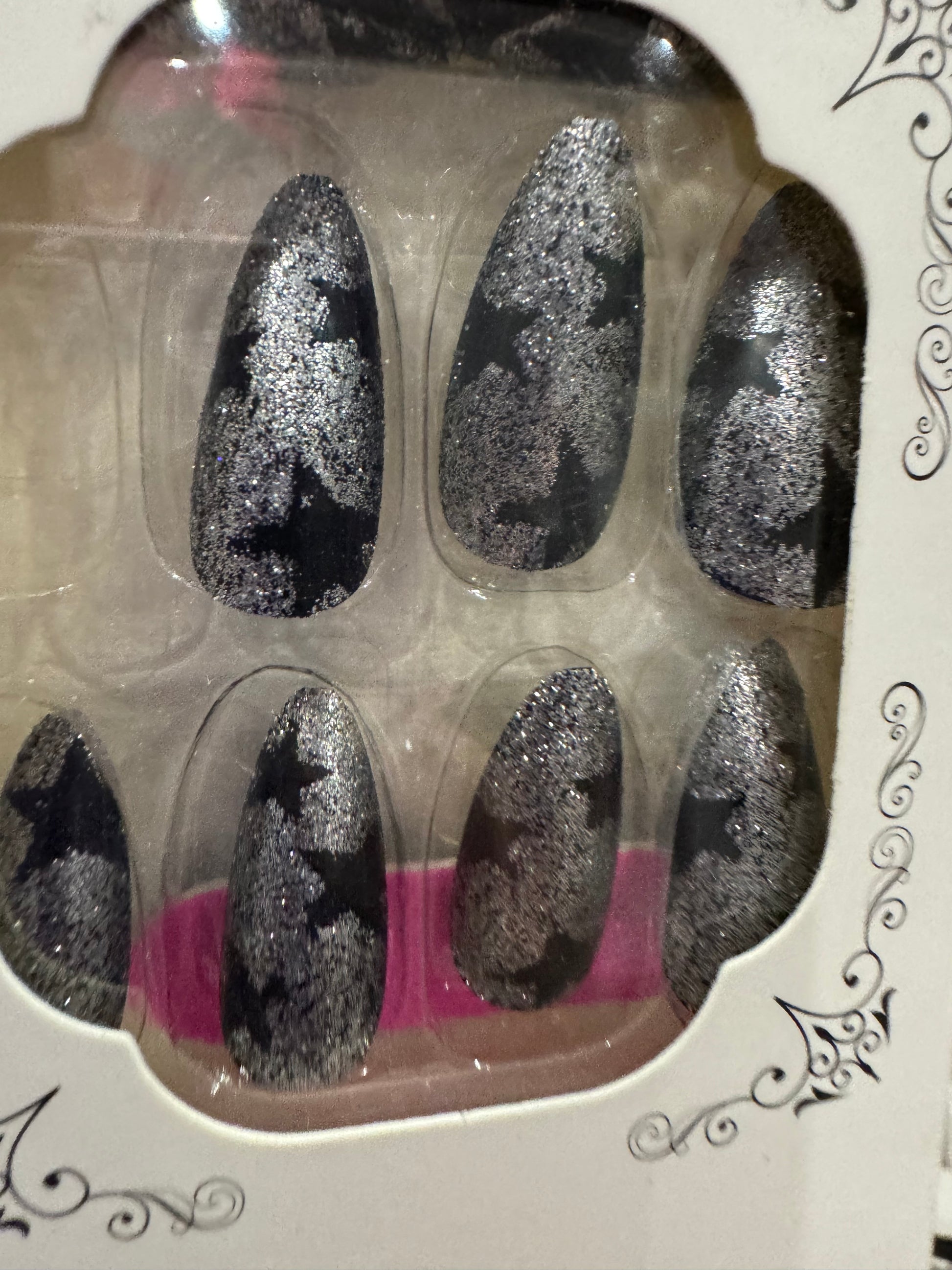 Press-on nails