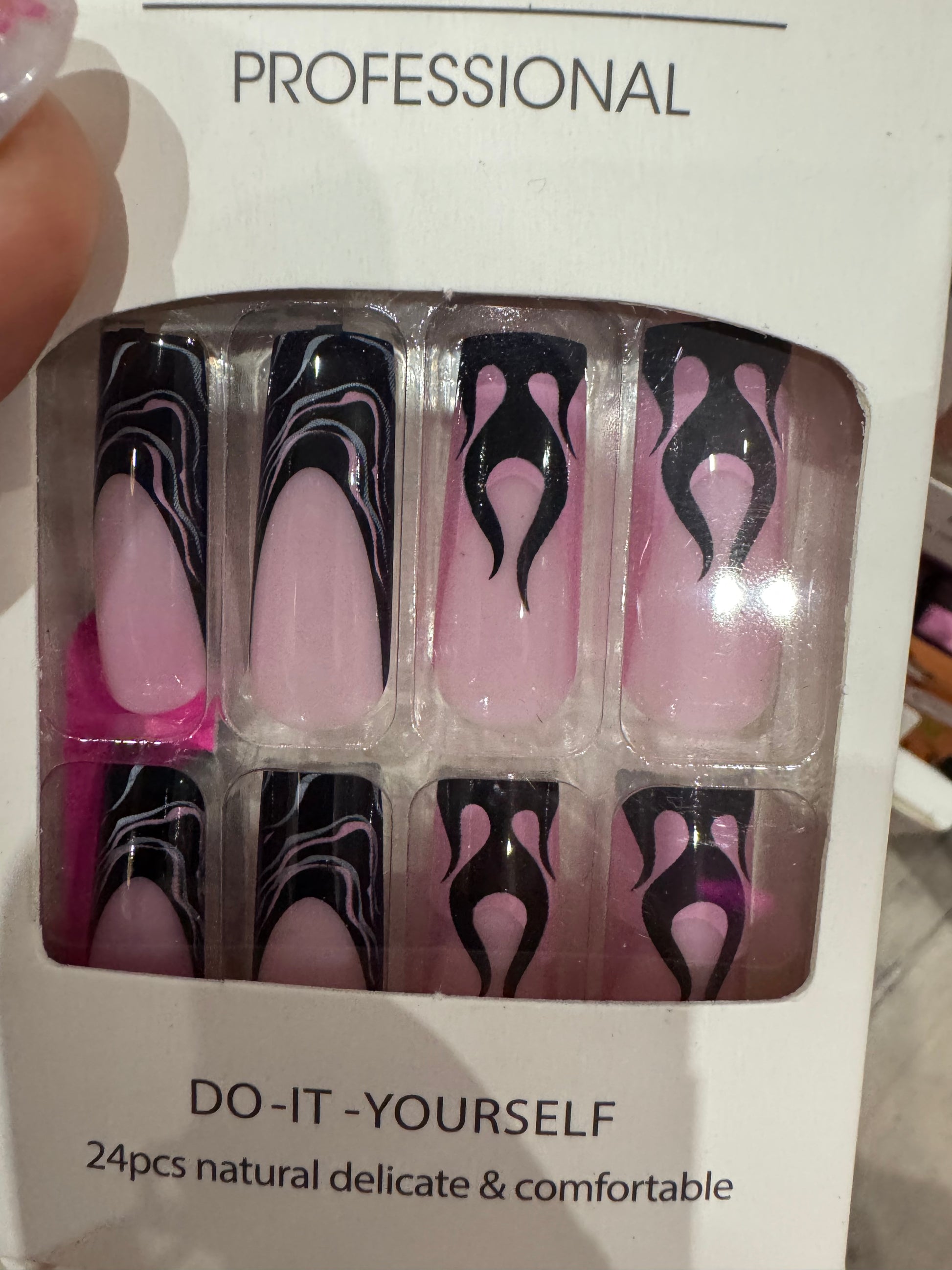 Press-on nails